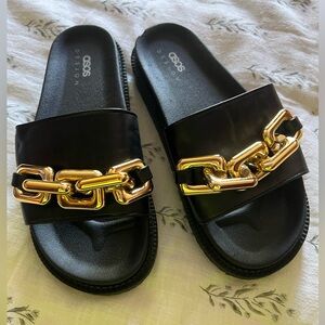 ASOS Slides size 7
